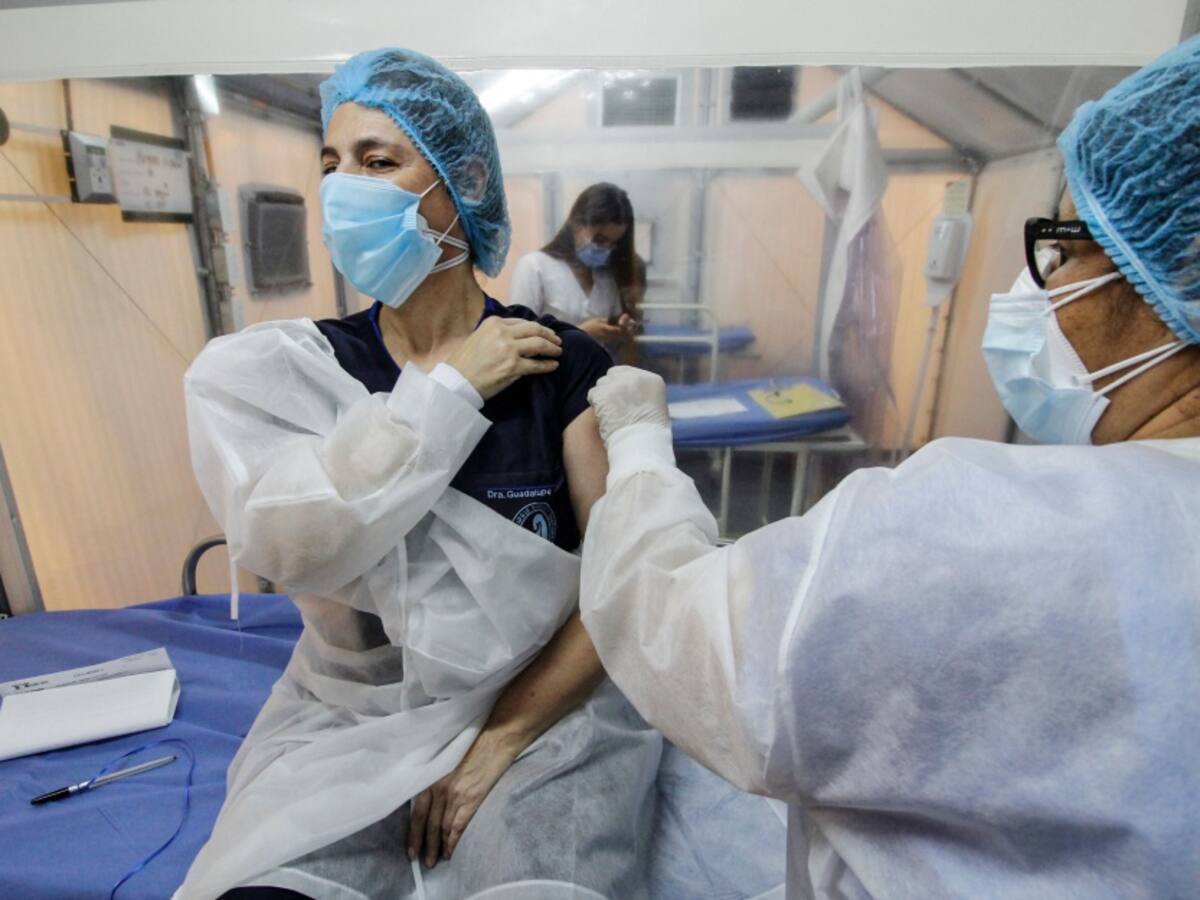 No se necesita ley para que privados puedan comprar vacunas: Ricardo Ferro