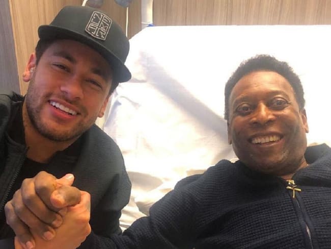 Pelé fue dado de alta tras cinco días hospitalizado
