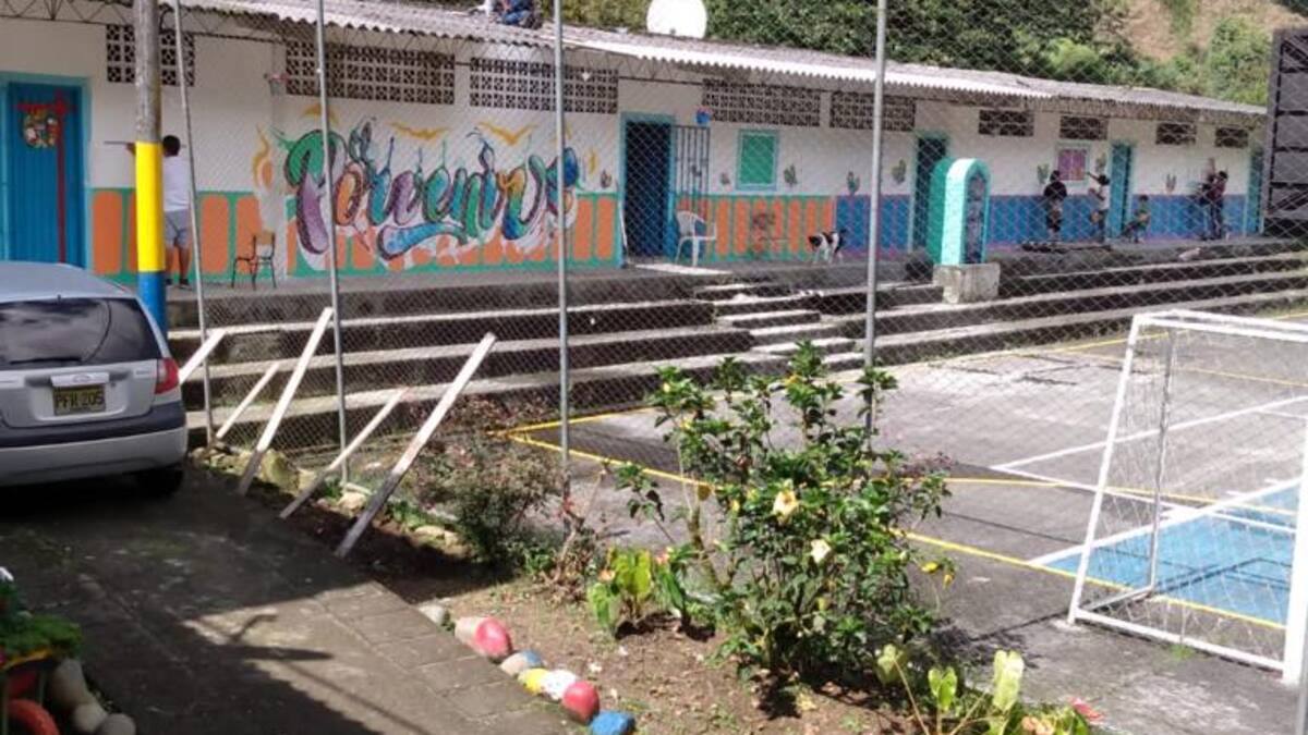 La escuela El Porvenir tiene nueva cara gracias al civismo pereirano