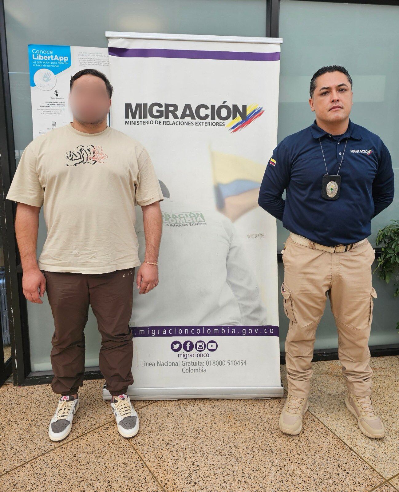Detienen en el aeropuerto de Rionegro a narco marroquí. Foto: Migración Colombia.