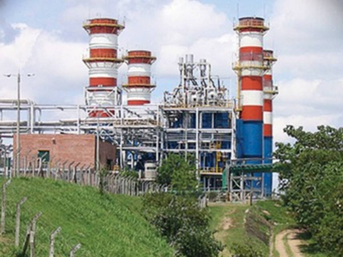 Isagén consiguió en la BVC $450 mil millones