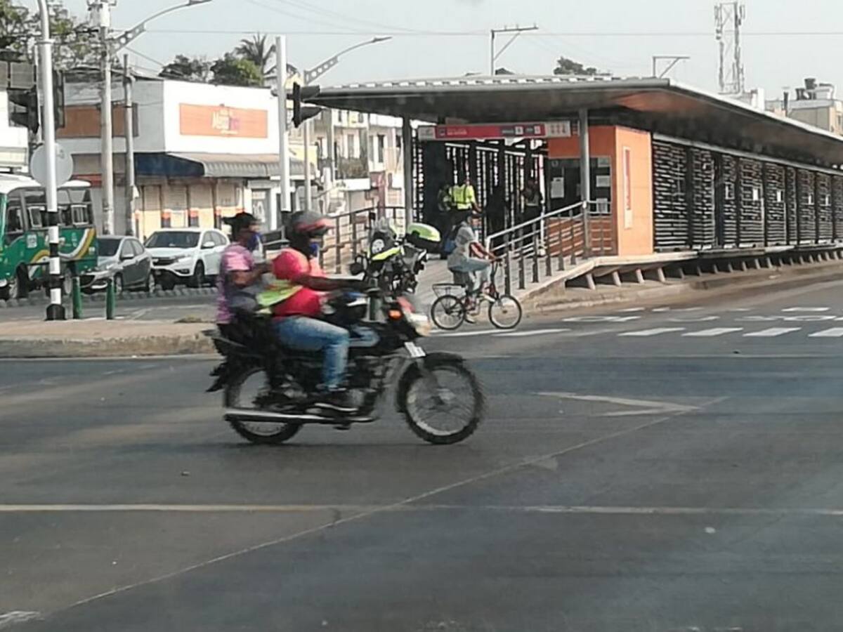 Problemas de transporte en el primer día hábil sin Transmetro