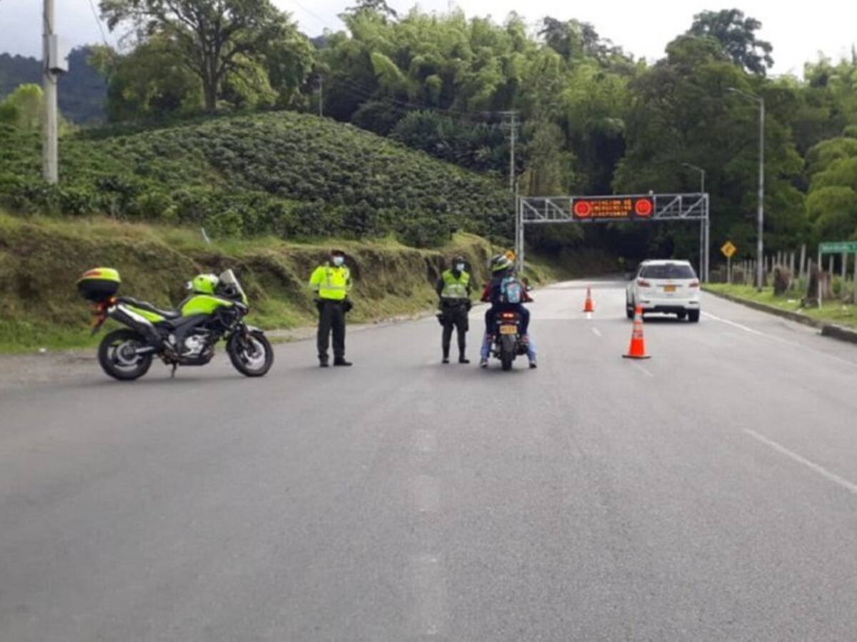Llamado de Policía de Carreteras en Quindío para madrugarle al plan retorno