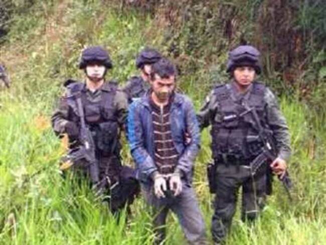 A una pena de 50 se expone padre implicado en muerte de su hijo