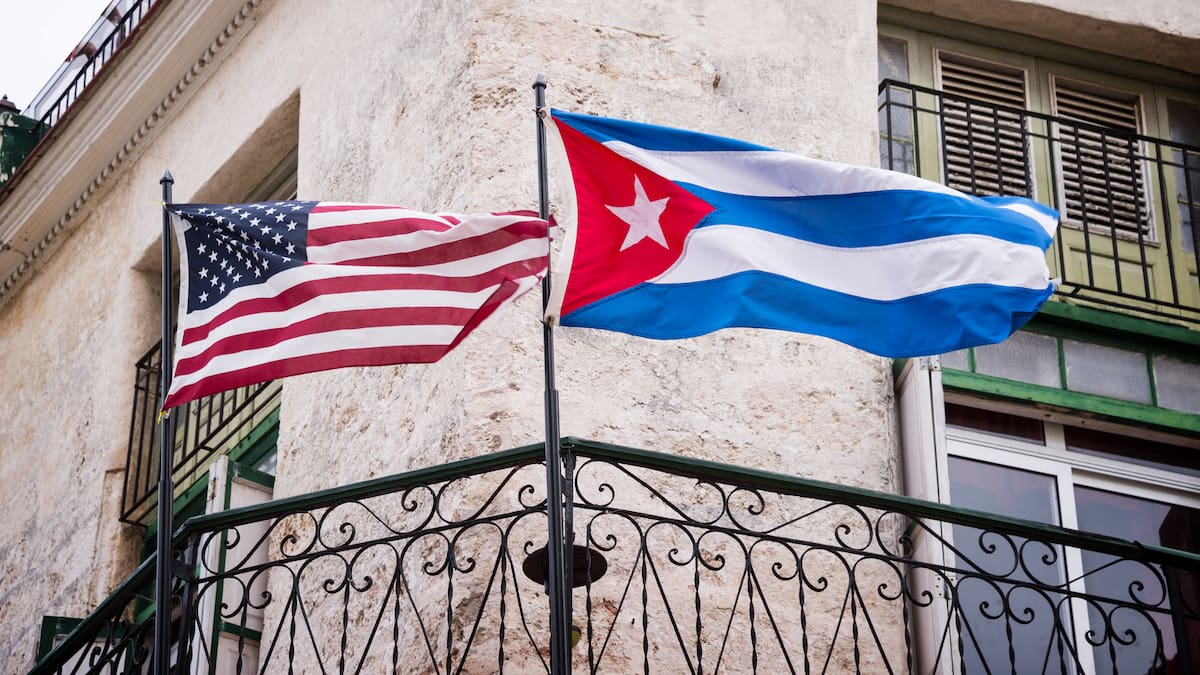 Cuba acepta examinar la oferta de ayuda de 100 millones de dólares de EE.UU.