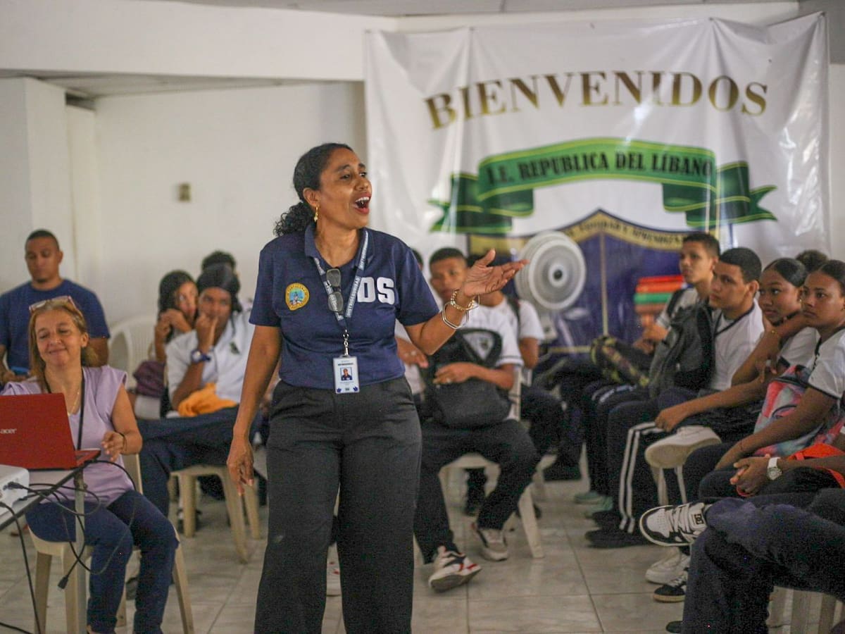 Distriseguridad inspira a jóvenes de Cartagena a construir su ciudad soñada a través del arte