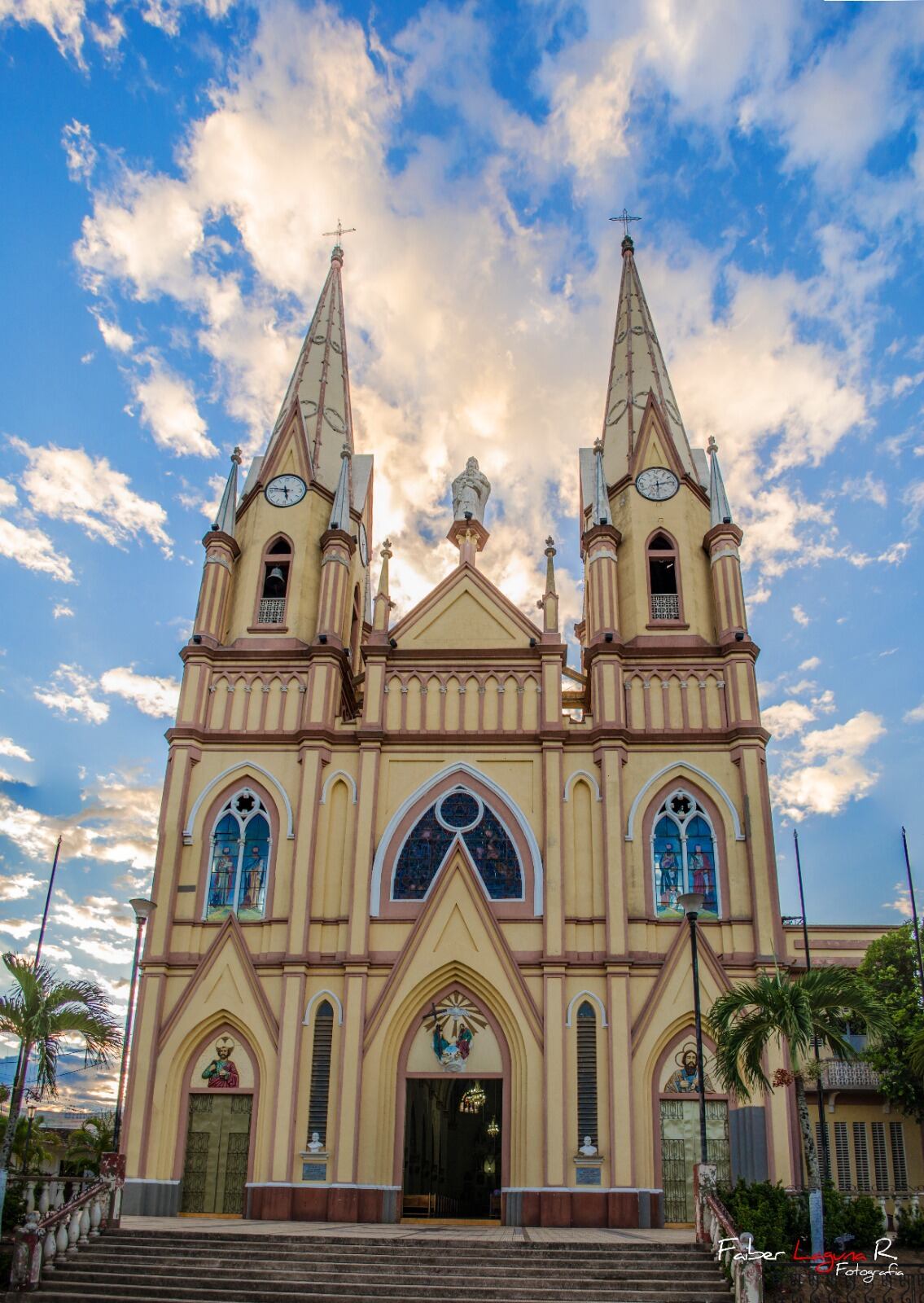 Iglesia municipio de Yaguará