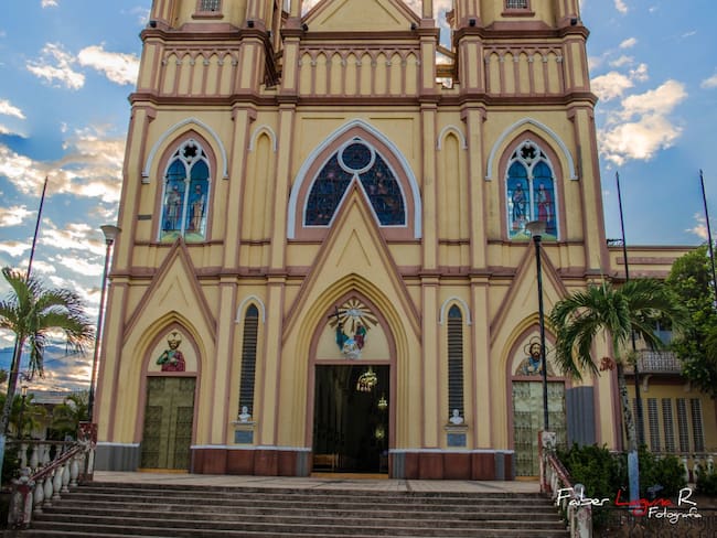 Iglesia municipio de Yaguará