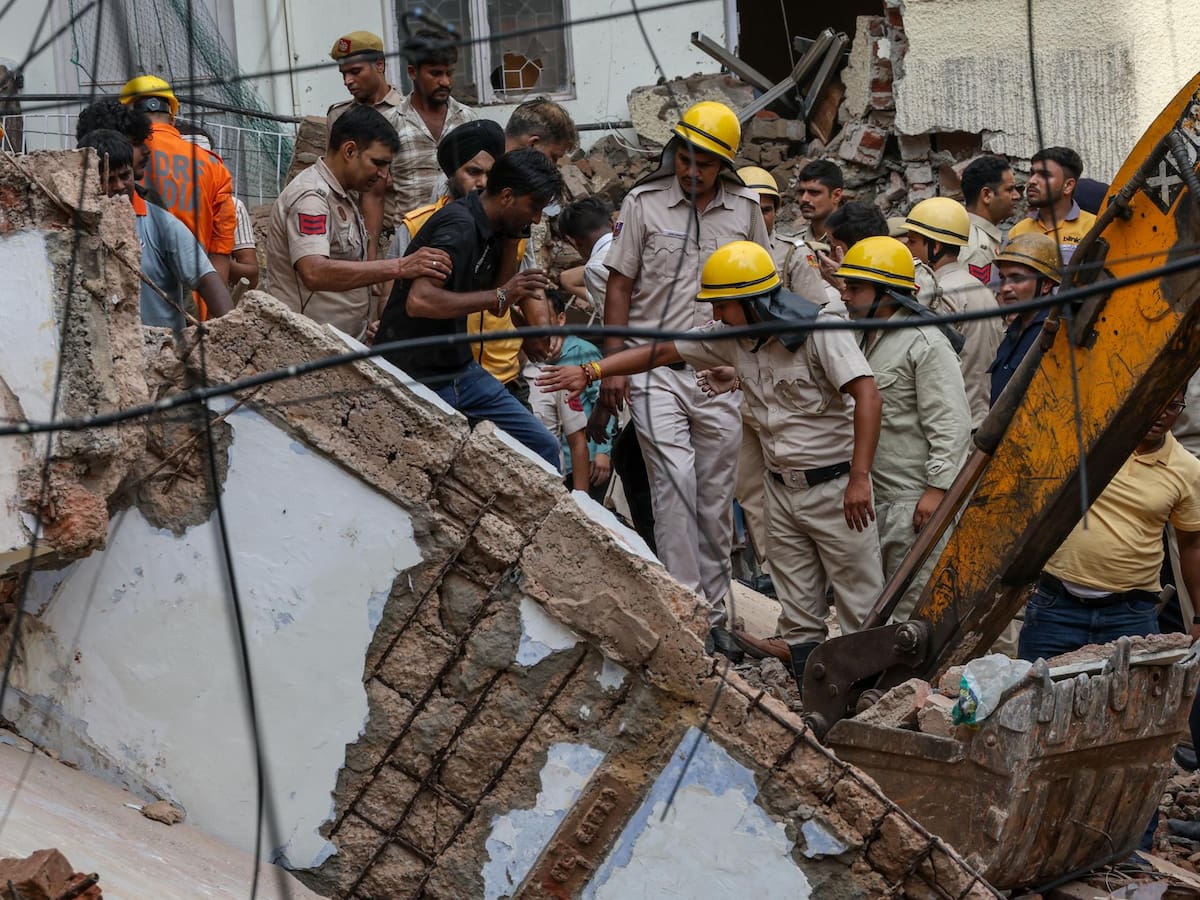 Suben a 7 los muertos por el derrumbe de un hostal universitario en India
