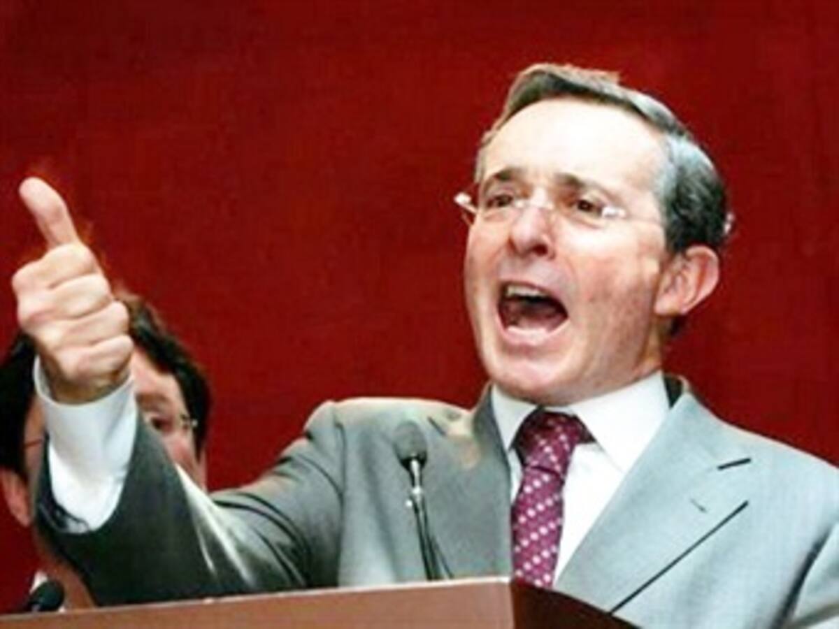 Gremio sindical dominicano declara no grata la visita de Álvaro Uribe