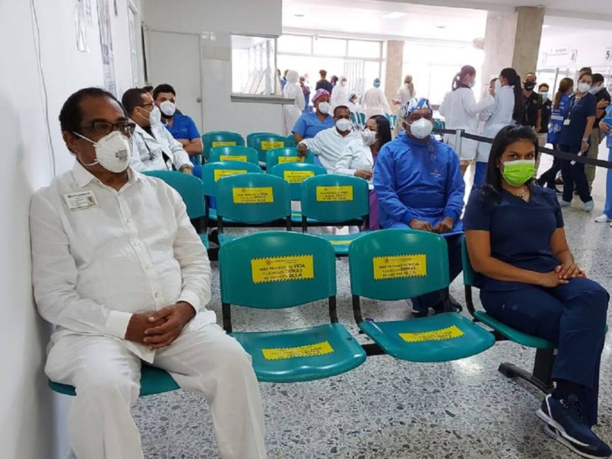 En marcha plan de vacunación en el Hospital Universitario del Caribe
