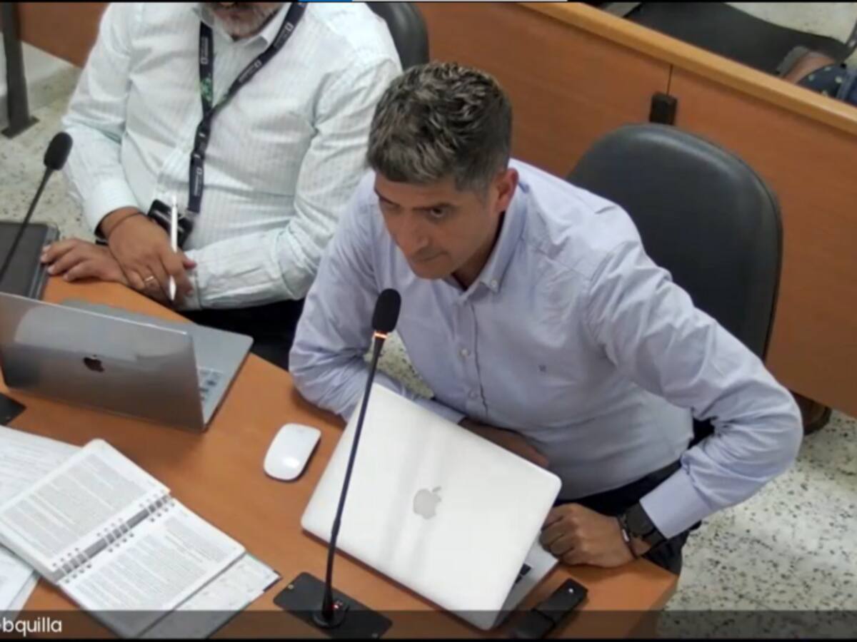 Con esta resolución, la Fiscalía sacó del caso de Nicolás Petro al fiscal Mario Burgos