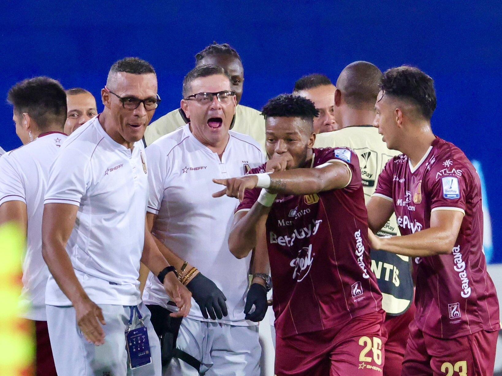 Yorman Hurtado festeja su gol ante Jaguares / Twitter: @cdtolima.