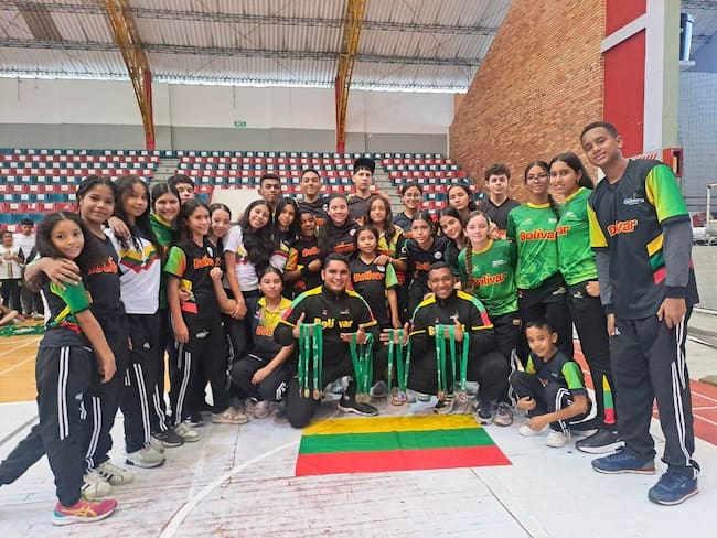 Cartagena, sede de la IV valida nacional de bádminton junior