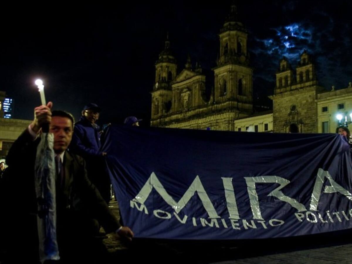 Movimiento Mira inscribe sus listas al Congreso