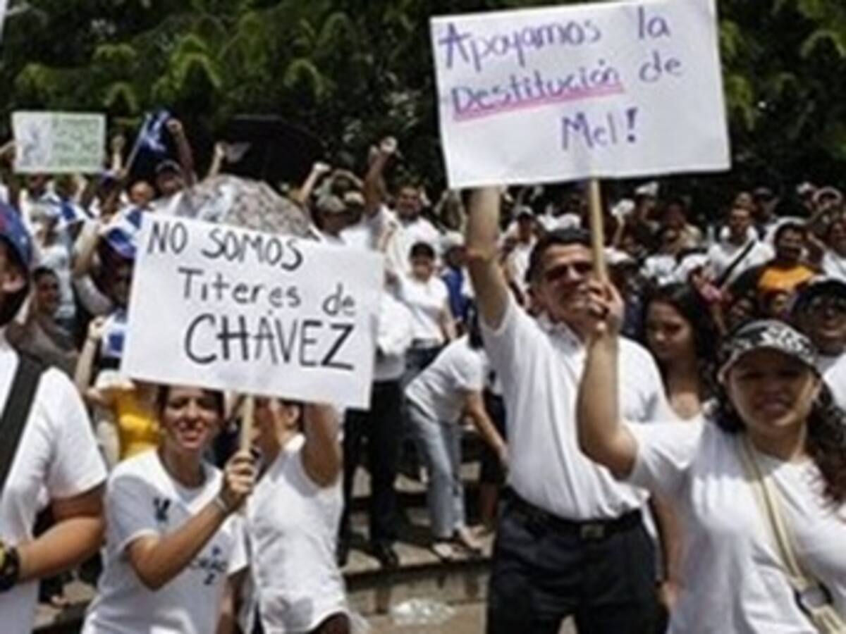 Micheletti ignora clamor mundial mientras se agudiza polarización de Honduras