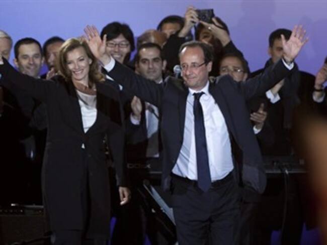 No es posible renegociar el pacto fiscal, le dice Alemania al nuevo presidente francés