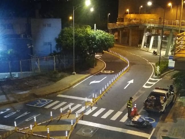 Habilitan doble sentido el corredor de entrada del C.C. Caracolí