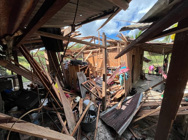 Casa destruida en Rmedios por explosivos lanzados desde drons- foto Aracelly Toro