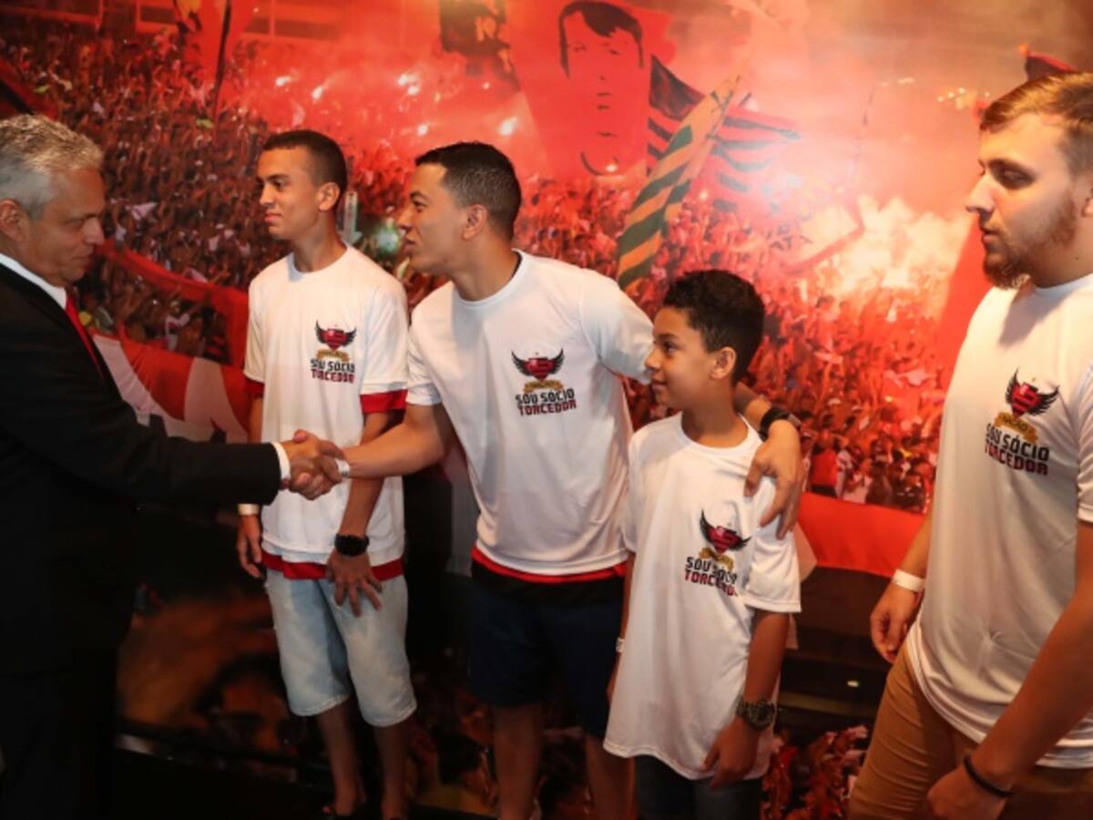 En imágenes: el recibimiento de Flamengo a Reinaldo Rueda