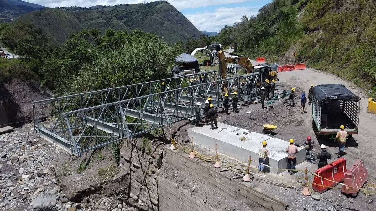 Alcalde de Málaga, Oscar Joya, puente