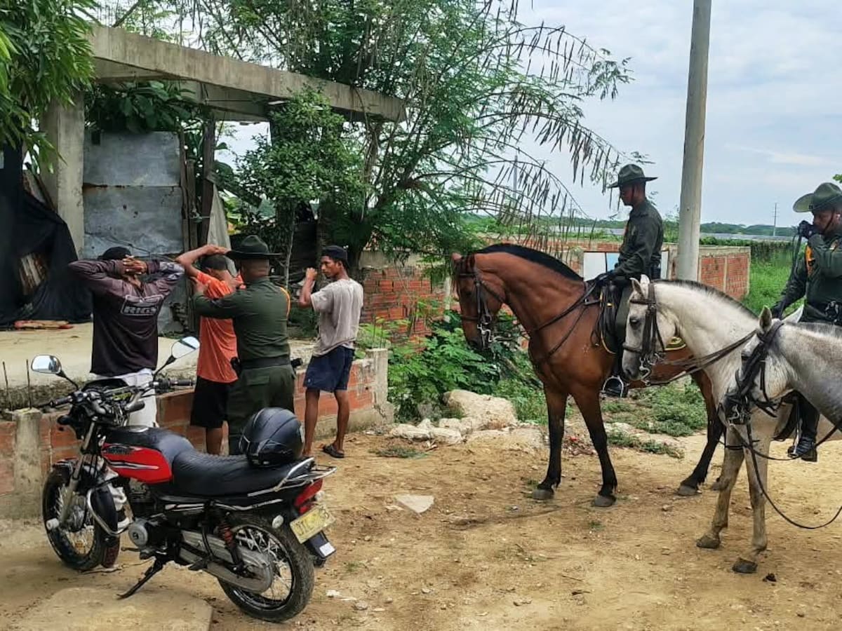 Policía de Carabineros intensifica patrullajes montados en el corregimiento de Bayunca