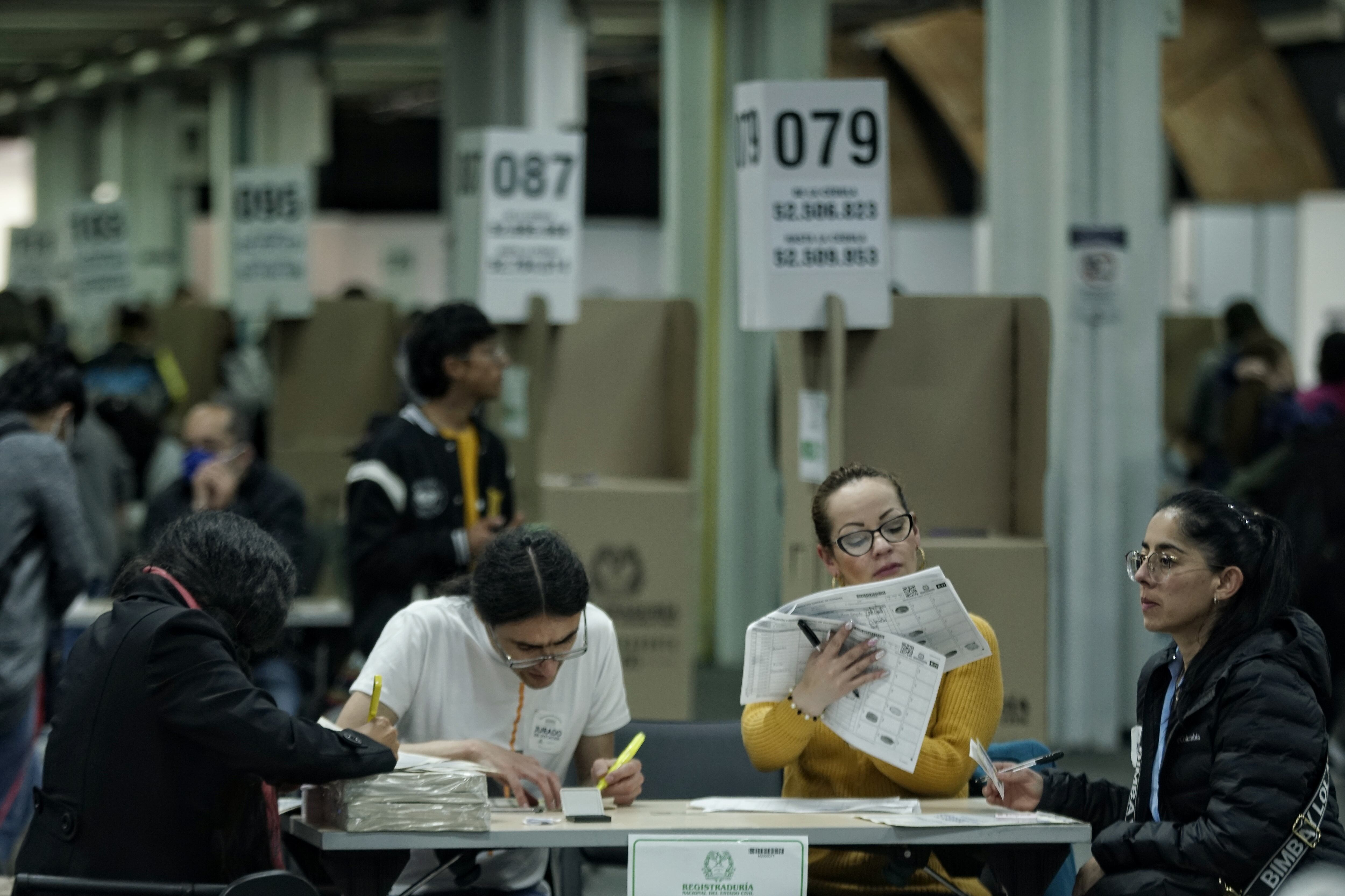 Puesto de votación en elecciones de Colombia. (Colprensa)