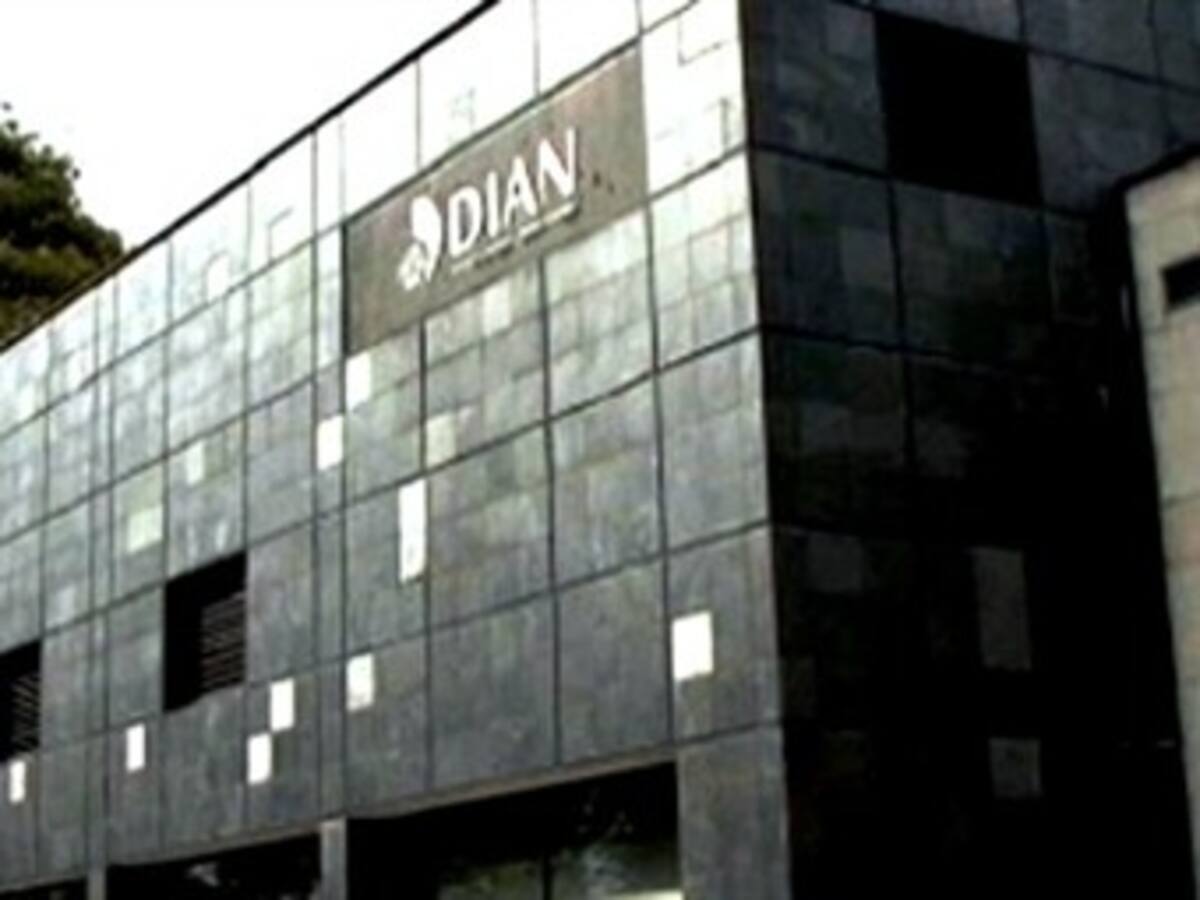 Director de la DIAN denuncia amenazas contra funcionarios honestos de la entidad