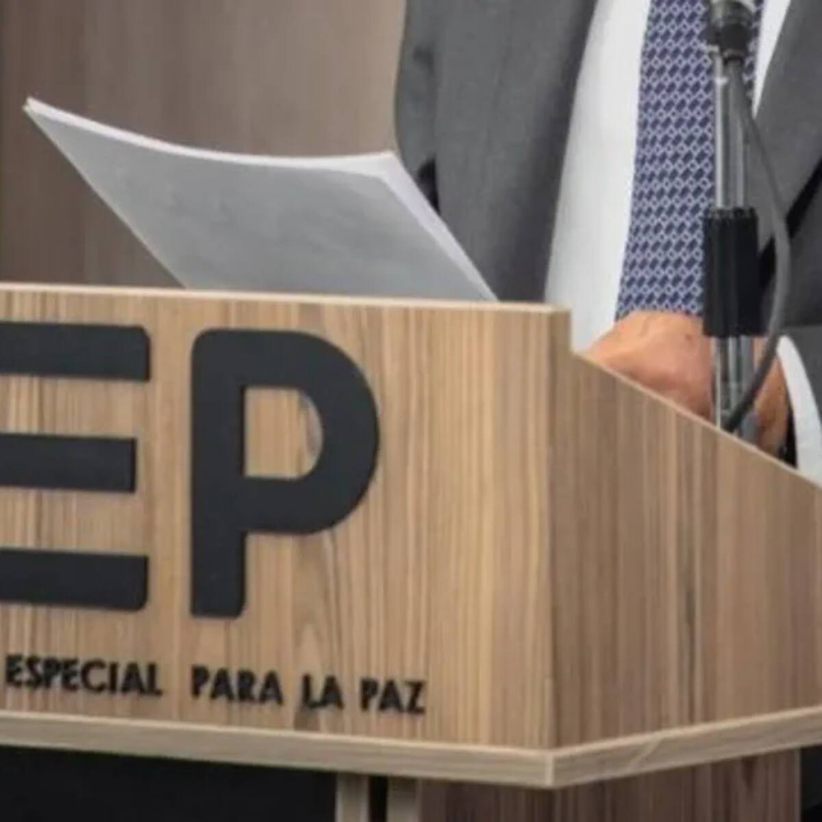 “Parece agencia de viajes”: senadora Posada pide explicaciones a JEP por 75 viajes internacionales