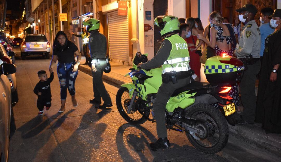 Uniformados estarán brindando orientación y acompañamiento a turistas y residentes que visiten los diferentes sitios históricos