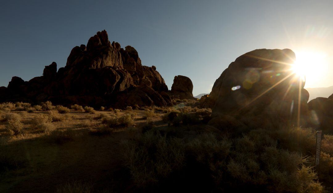 Aparece 'monolito' en California