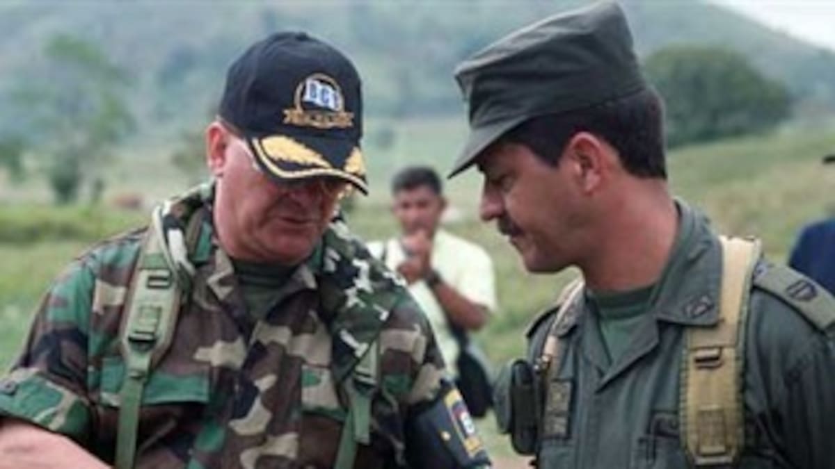 Exjefes paramilitares anuncian apoyo al proceso de paz con las Farc