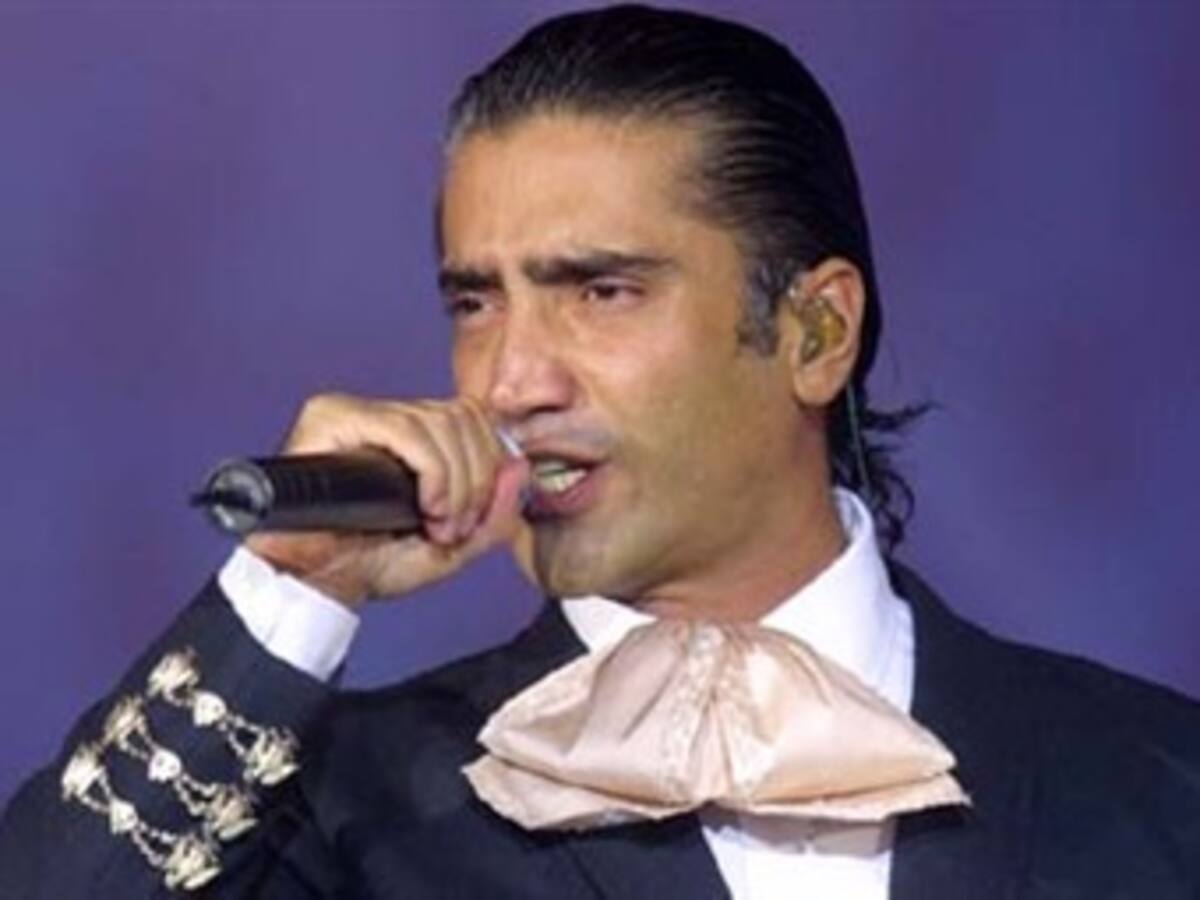 Alejandro Fernández exhorta a luchar por un 'futuro mejor' para México