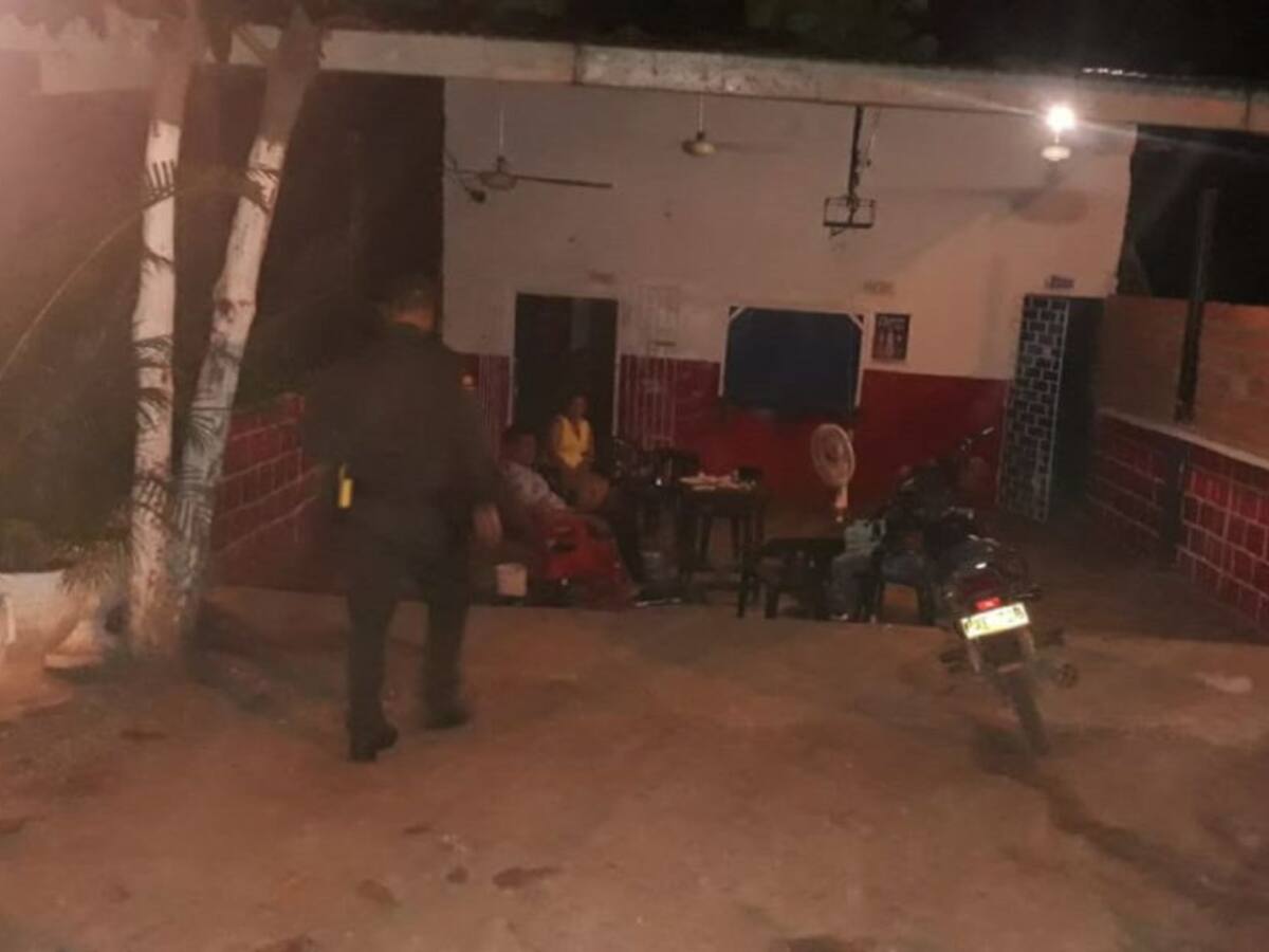 En Bolívar, 4 cantinas clandestinas cerradas por operar en toque de queda