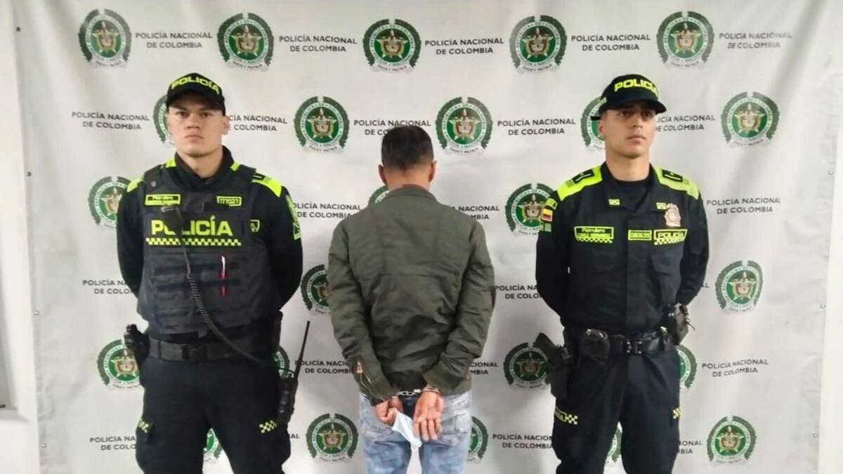 Un taxista atacó con un cuchillo a un ciclista