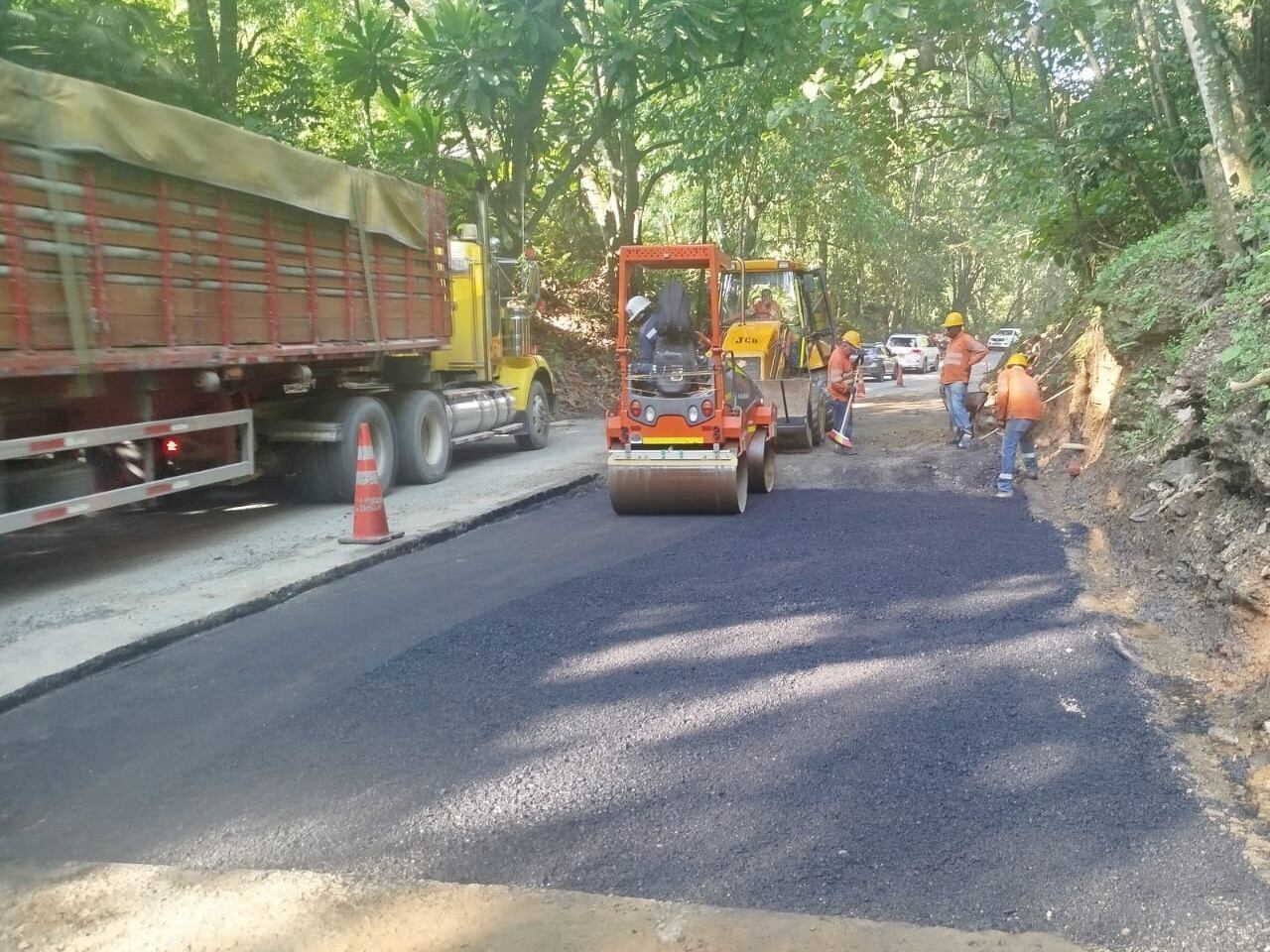 Intervención Autopista Medellín- Bogotá- foto INVÍAS