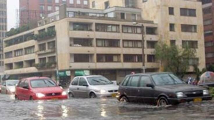 Inundaciones en 25 sectores de Bogotá