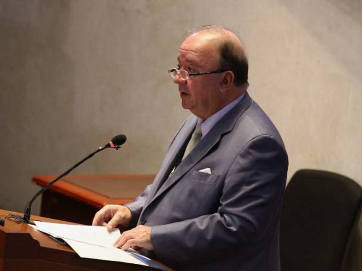 Terminó primera etapa de inhabilitación de armas de las Farc: Mindefensa