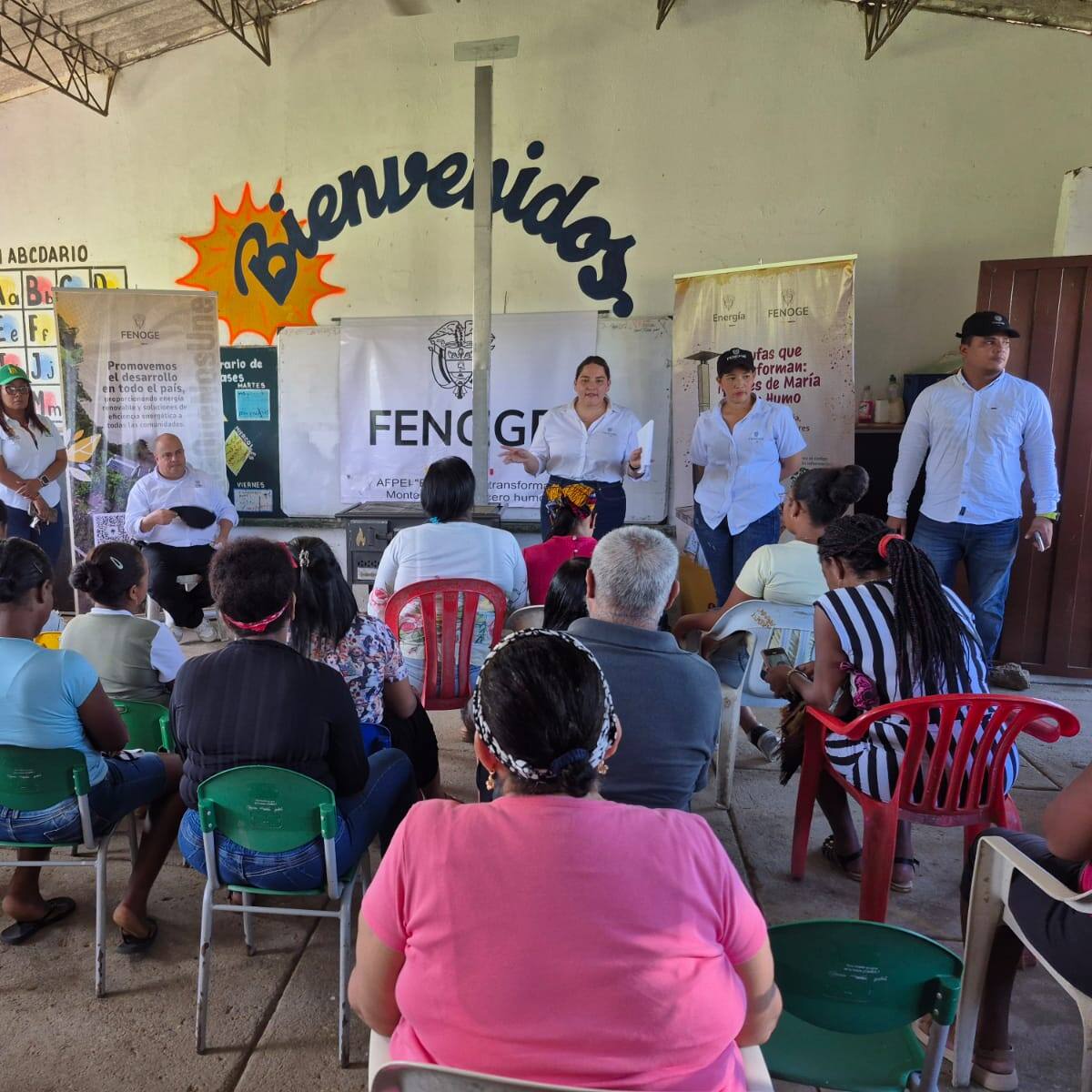 En María la baja Socializan proyecto de estufas para la zona rural