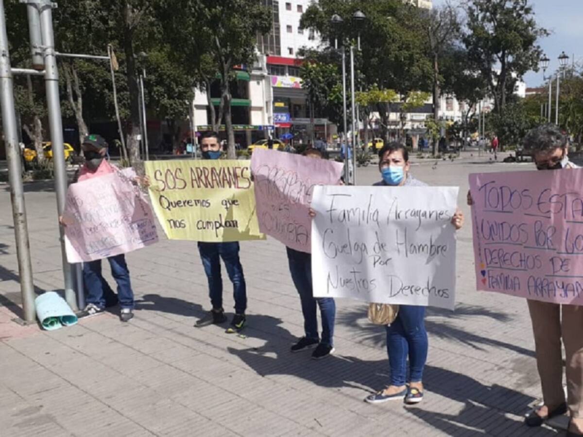 Comunidad de Los Arrayanes protestan por abandono