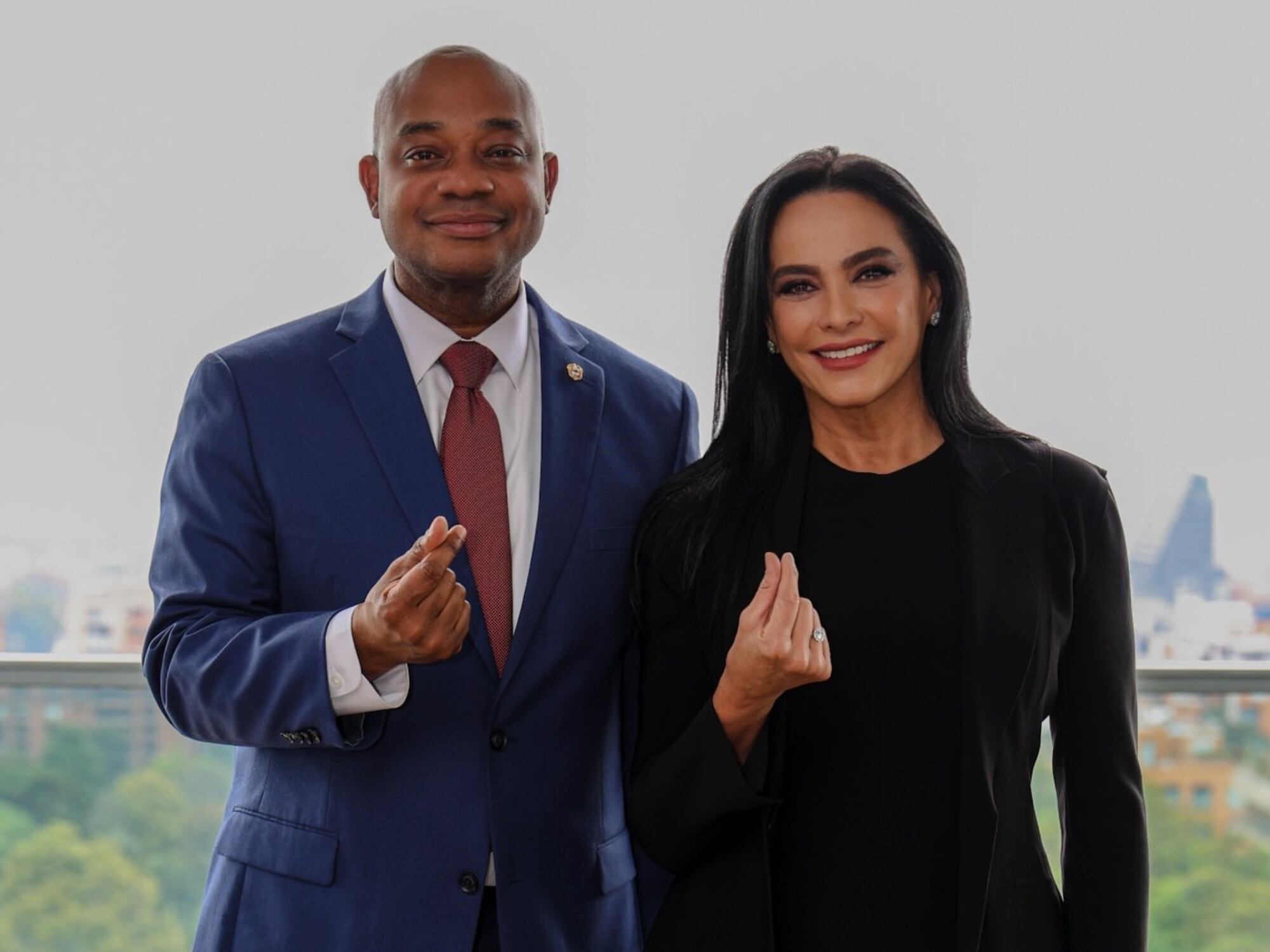 Luis Gilberto Murillo y Luz María Zapata. Foto: X @LuisGMurillo