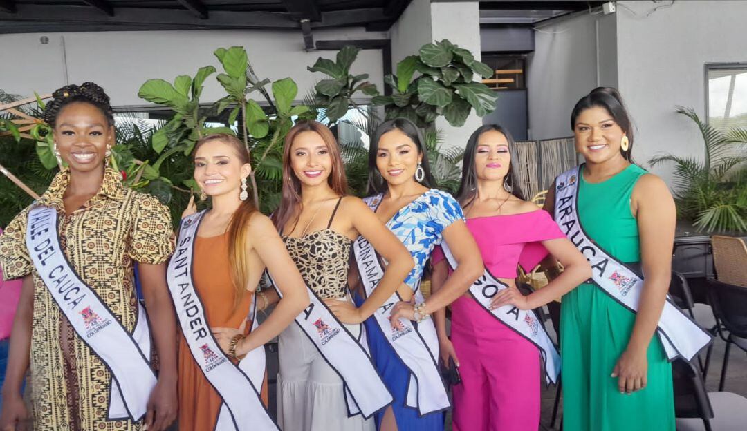 Candidatas al reinado Nacional del Folclor en Ibagué