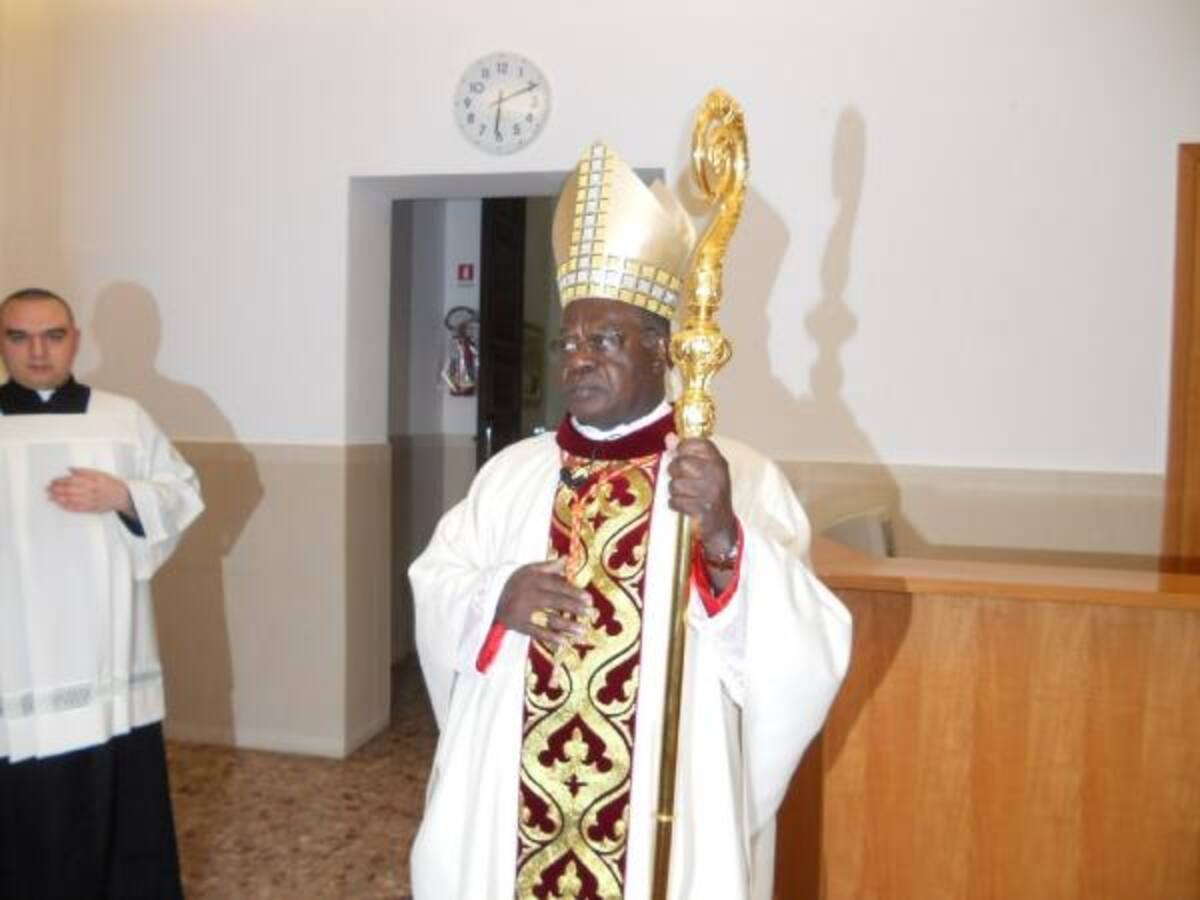 Laurent Monsengwo Pasinya, tiene 73 años, es Arzobispo de Kinshasa de la Iglesia Católica y primado de la República Democrática del Congo.