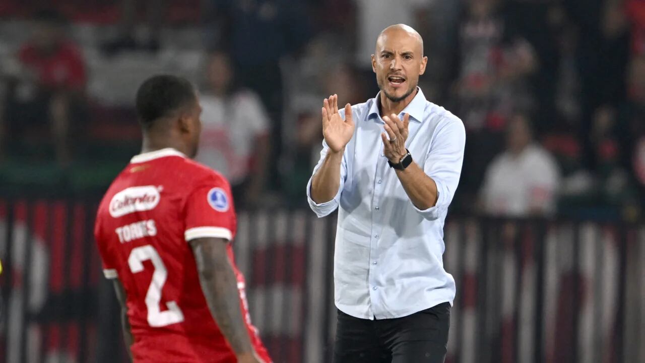 “Nos costó adaptarnos” David González admite dificultades en la victoria de America en Copa Colombia