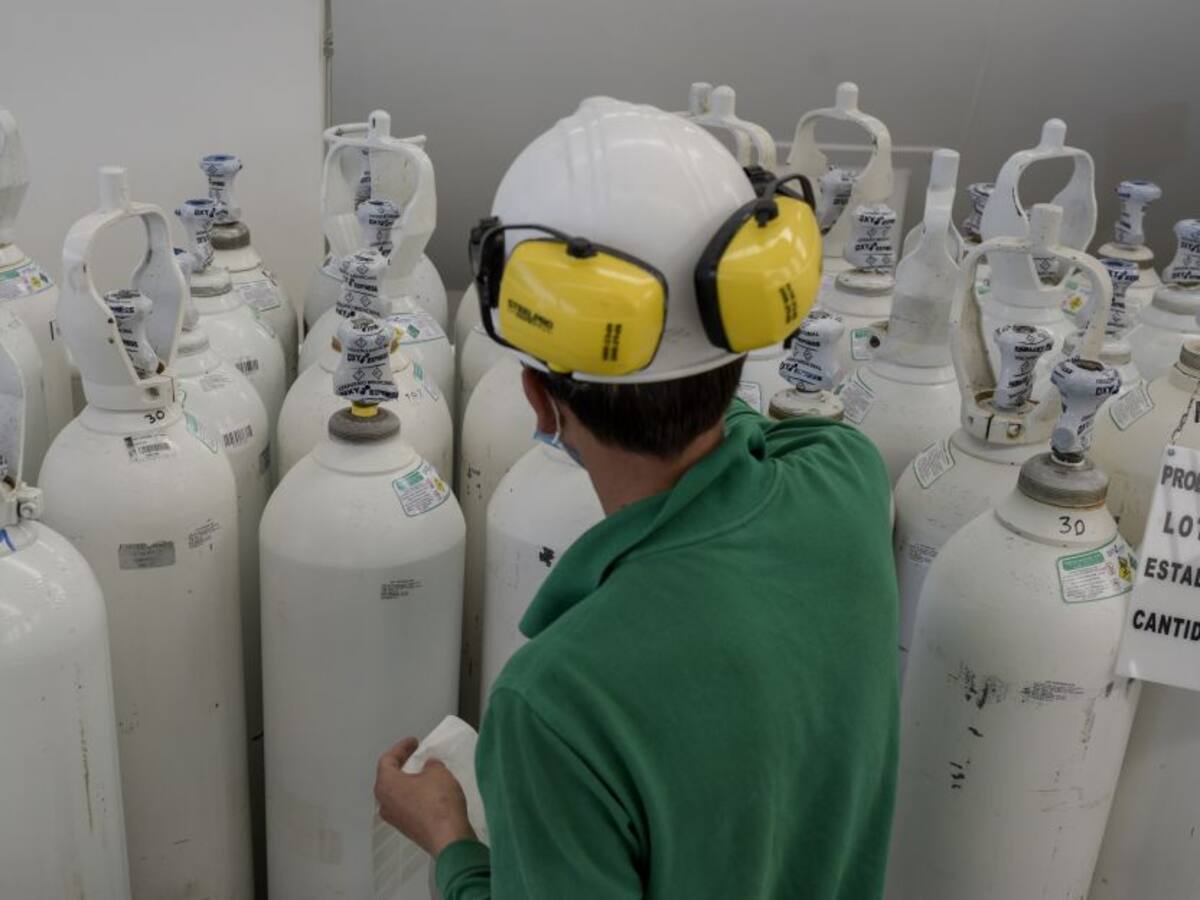 Se autorizan masivas importaciones de oxígeno para atender pandemia