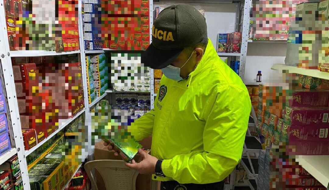 Los productos no cumplían con la regulación aduanera vigente. La incautación se efectuó en el barrio Buenos Aires