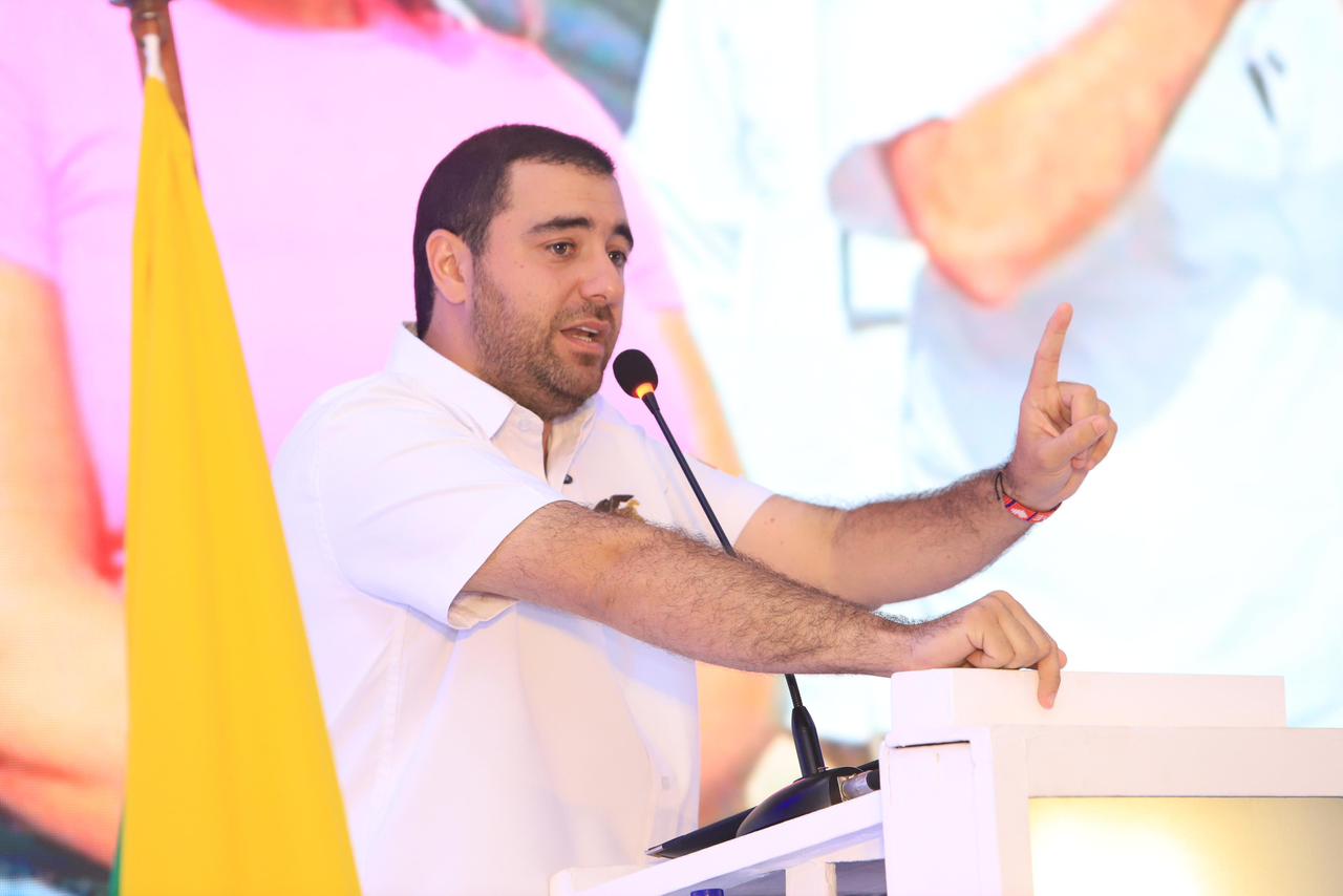 Gobernador de Bolívar, Yamil Arana Padauí. Foto: Gobernación de Bolívar.