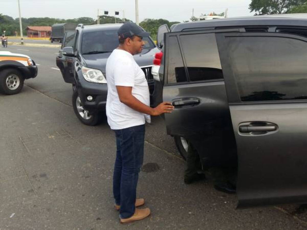 Ordenan devolver el dinero incautado a Yahir Acuña