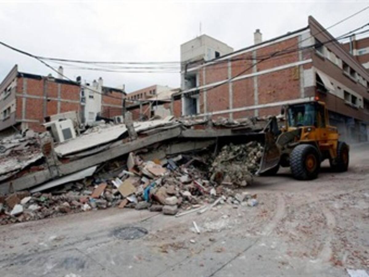 Más de 30 mil personas durmieron en las calles de Lorca tras terremotos que dejaron ocho muertos