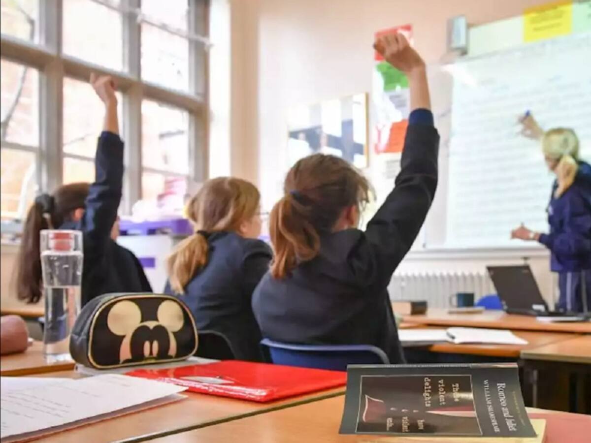 Padres piden que alivios económicos del gobierno se reflejen en pensión